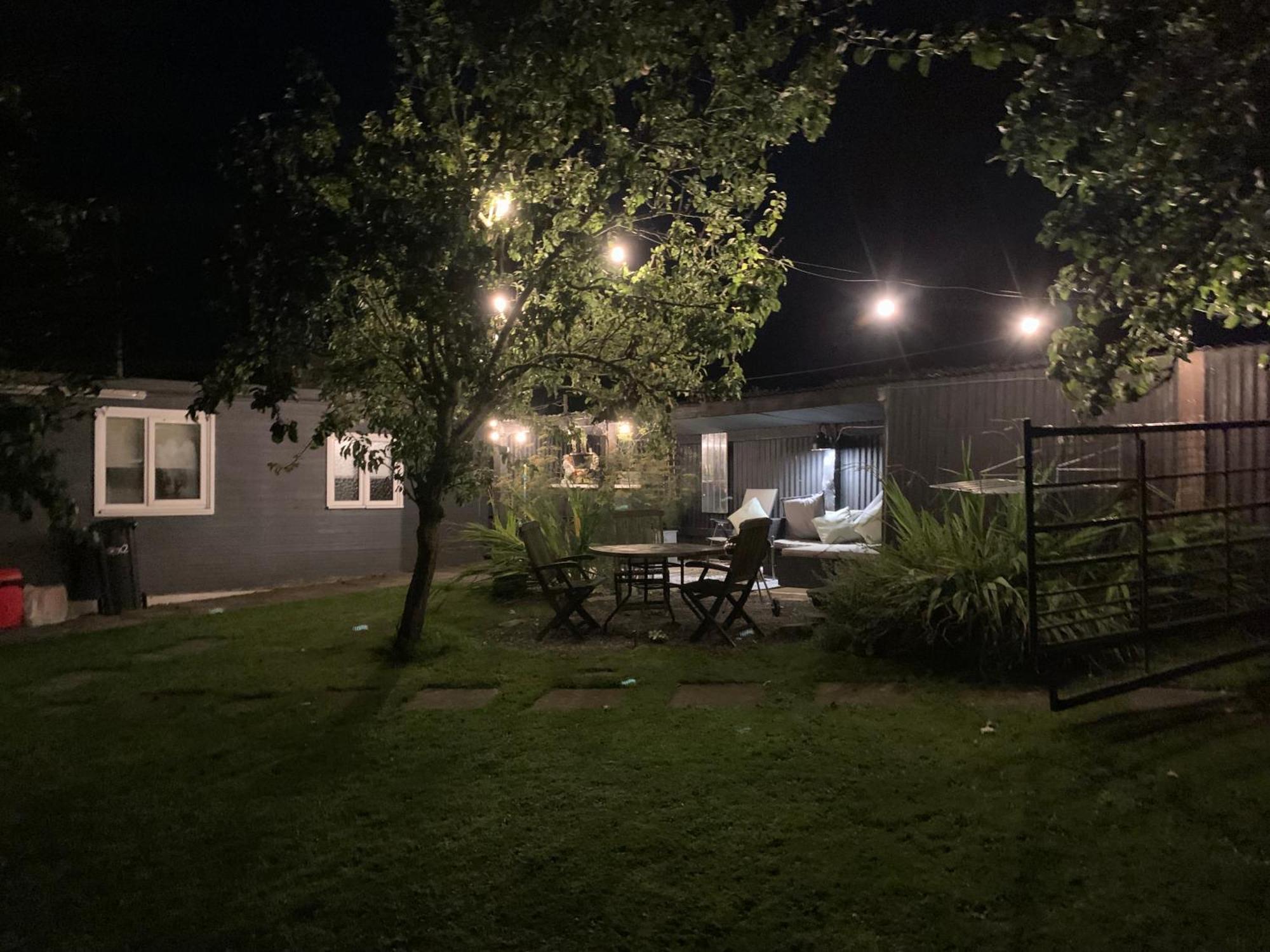 Stunning 2-Bed Cabin In Nantglyn Denbigh Exterior photo