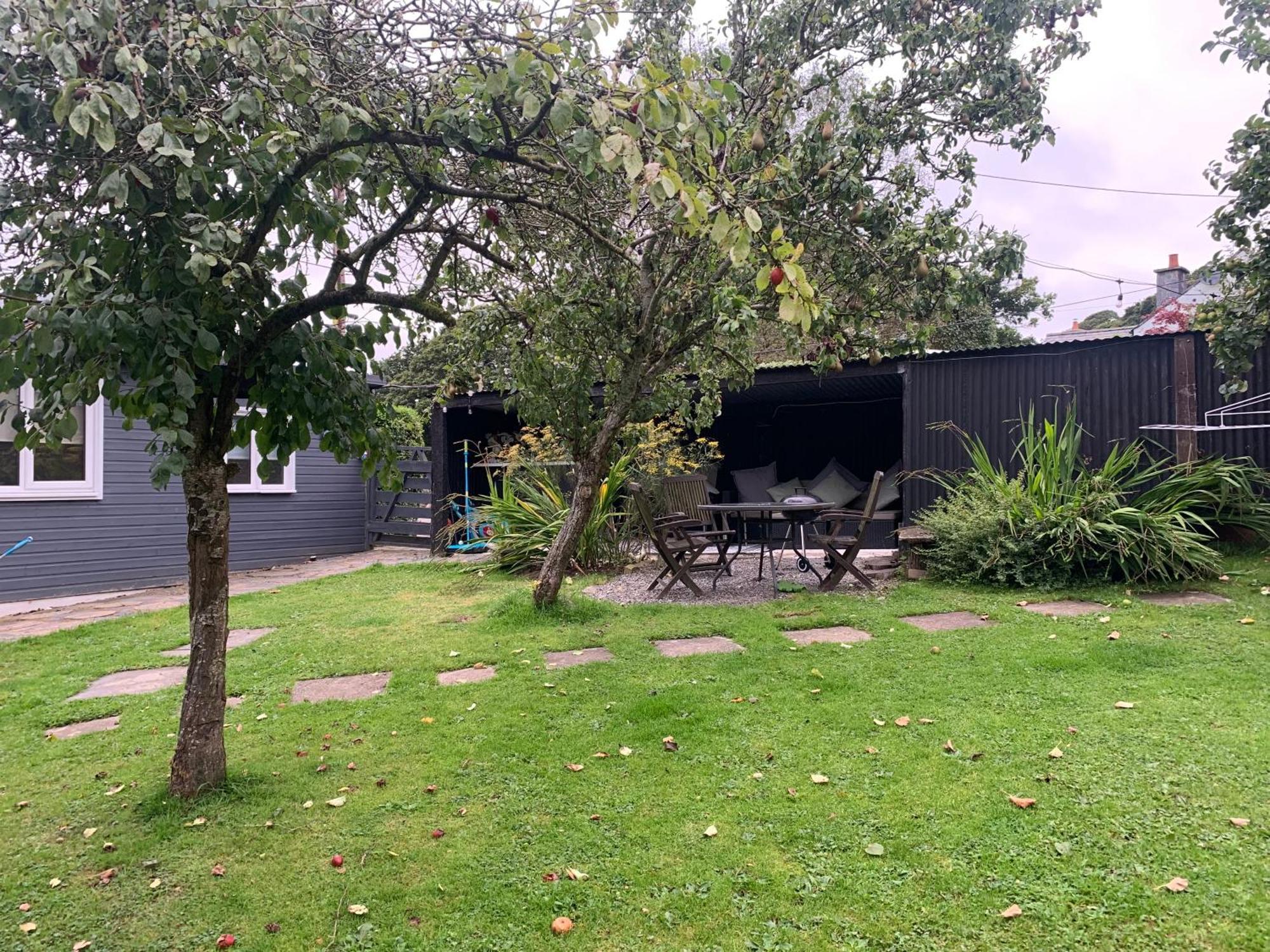 Stunning 2-Bed Cabin In Nantglyn Denbigh Exterior photo